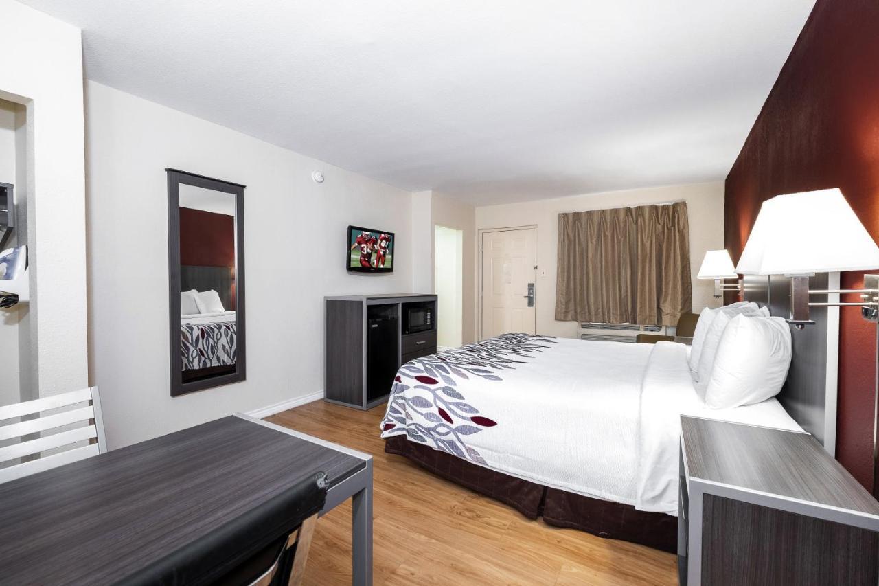 Red Roof Inn Houston North - Fm1960 & I-45 Westfield Екстериор снимка