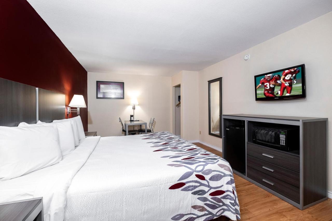 Red Roof Inn Houston North - Fm1960 & I-45 Westfield Екстериор снимка