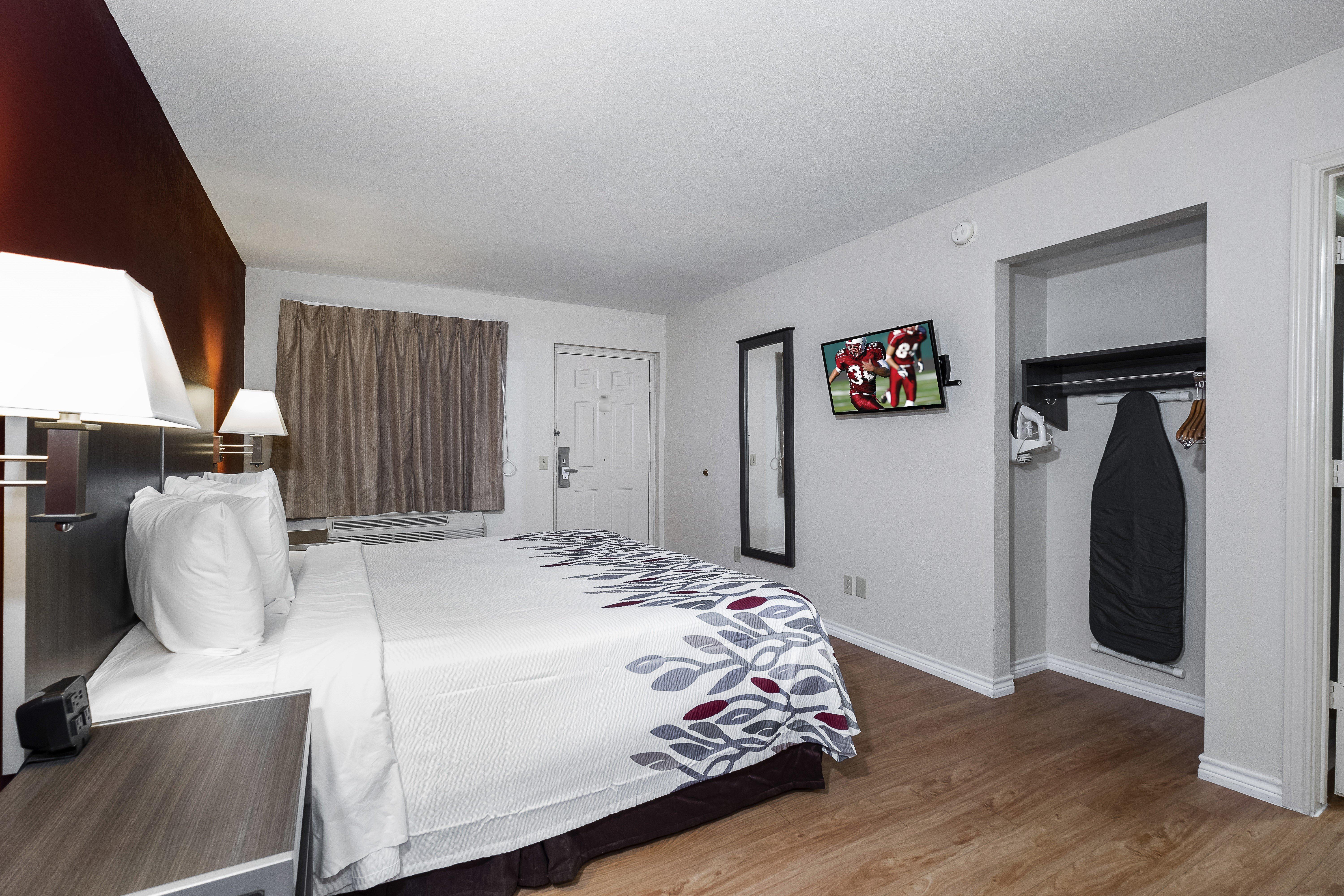 Red Roof Inn Houston North - Fm1960 & I-45 Westfield Екстериор снимка