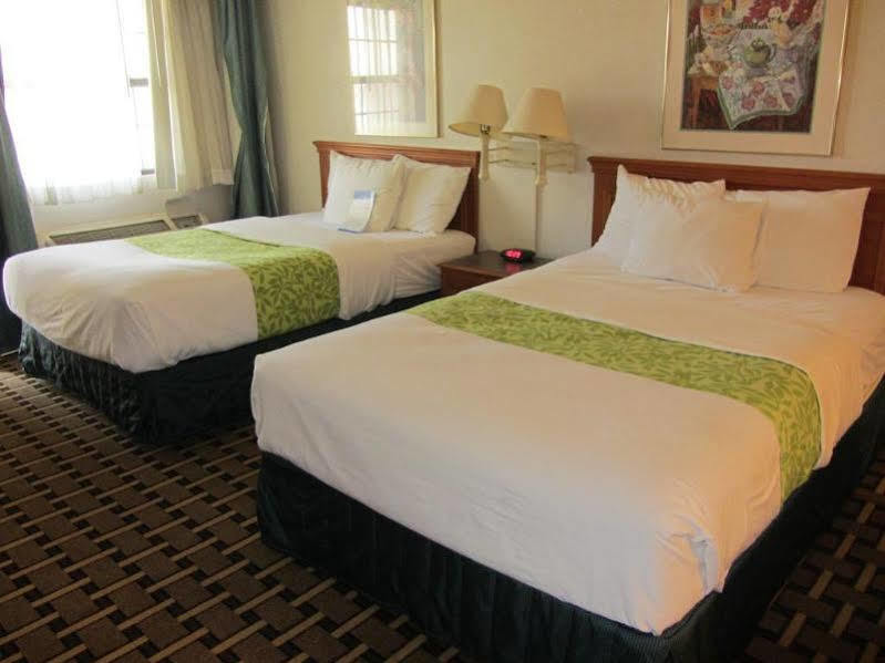 Red Roof Inn Houston North - Fm1960 & I-45 Westfield Екстериор снимка