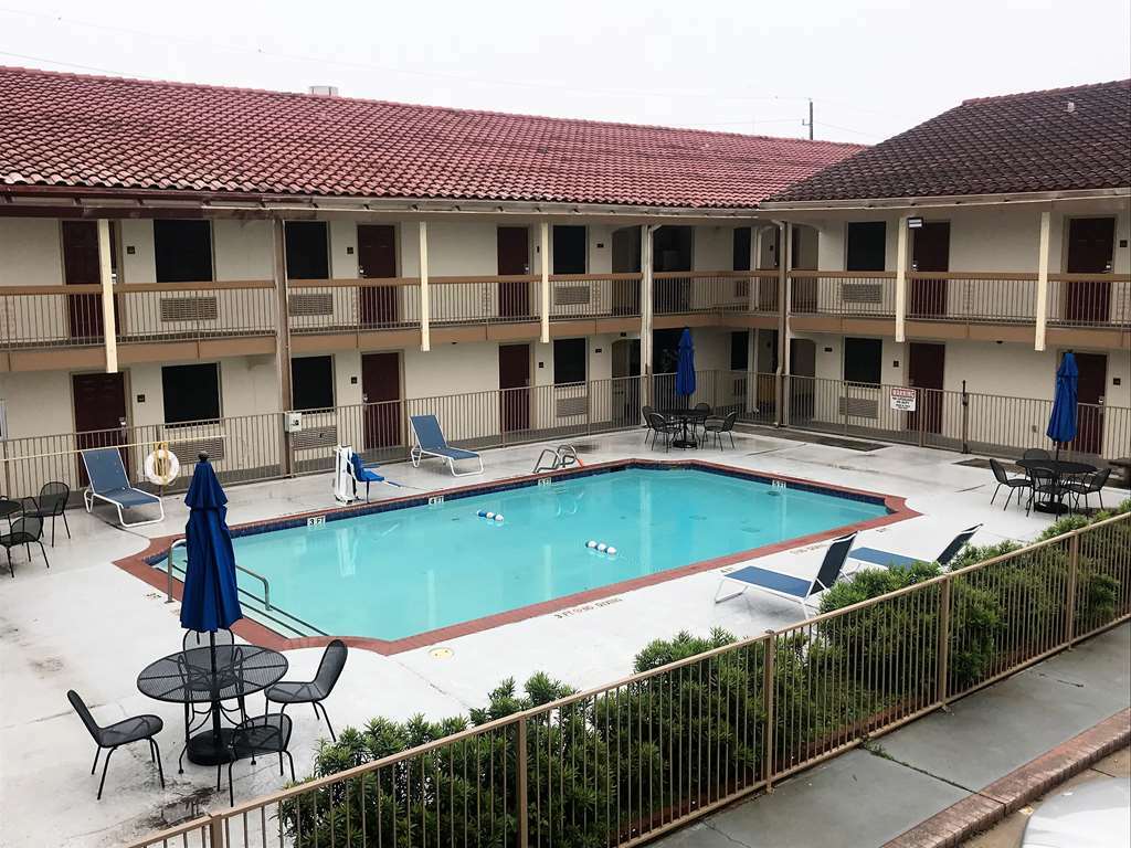 Red Roof Inn Houston North - Fm1960 & I-45 Westfield Съоръжения снимка